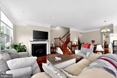 130 Linden Place, Towson, MD 21286 - Photo 5