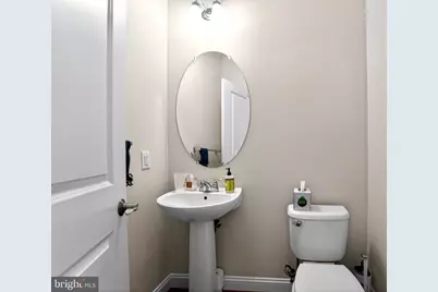 130 Linden Place, Towson, MD 21286 - Photo 19