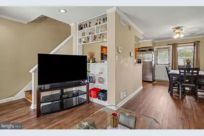 1697 Poles, Essex, MD 21221 - Photo 5