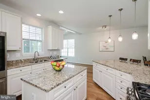 8402 Stansbury Lake Dr, Baltimore, MD 21222 - Photo 23