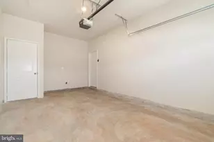 8111 Bartholomew Ct, Baltimore, MD 21206 - Photo 15