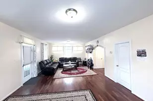 4050 Wilkens, Baltimore, MD 21229 - Photo 3