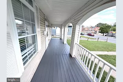 4050 Wilkens, Baltimore, MD 21229 - Photo 9