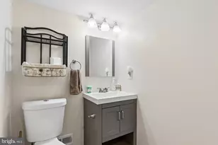 2716 Maple Ave, Parkville, MD 21234 - Photo 23