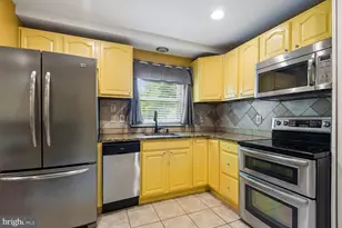 6822 Fox Meadow Rd, Baltimore, MD 21207 - Photo 19