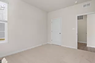 8112 Cypress Pt Dr, Rosedale, MD 21237 - Photo 13