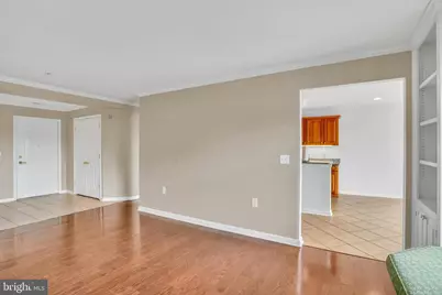 12240 Roundwood Road #705, Lutherville Timonium, MD 21093 - Photo 5