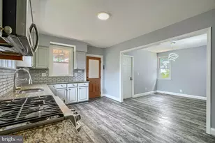 7428 Poplar Ave, Baltimore, MD 21224 - Photo 13