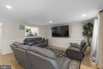 7242 Early Golden Lane, Pikesville, MD 21208 - Photo 5