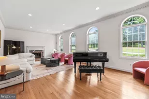 9 Springhill Farm Ct, Cockeysville, MD 21030 - Photo 7