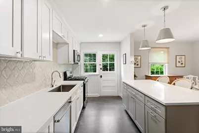 7101 Heathfield Road, Baltimore, MD 21212 - Photo 15