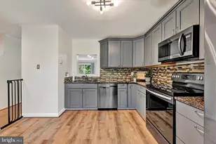 19 Wellspring Cir, Owings Mills, MD 21117 - Photo 7