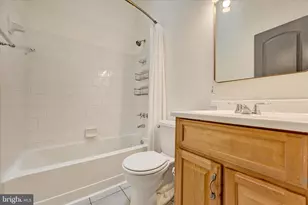 19 Wellspring Cir, Owings Mills, MD 21117 - Photo 15