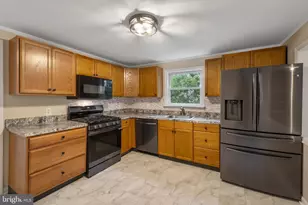 33 Bond Ave, Reisterstown, MD 21136 - Photo 11