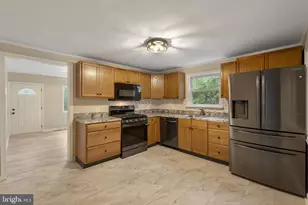 33 Bond Ave, Reisterstown, MD 21136 - Photo 9