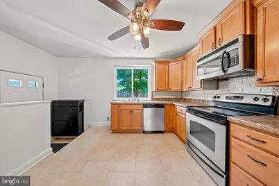 9945 Hilltop Drive, Parkville, MD 21234 - Photo 11