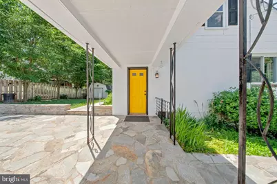 9945 Hilltop Drive, Parkville, MD 21234 - Photo 5