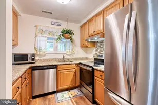 8626 Castlemill Cir, Baltimore, MD 21236 - Photo 11