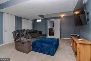 2021 Hackberry Rd, Baltimore, MD 21221 - Photo 25