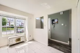 2401 Kevsway Ct, Windsor Mill, MD 21244 - Photo 5
