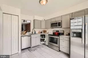 2401 Kevsway Ct, Windsor Mill, MD 21244 - Photo 3