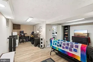 8617 Sherington, Nottingham, MD 21236 - Photo 17