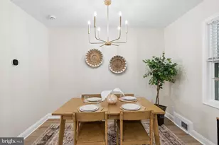 34 Briarwood Rd, Baltimore, MD 21228 - Photo 13