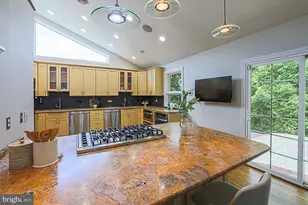 6507 Shelrick Pl, Baltimore, MD 21209 - Photo 13