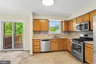 32 Tameron Pl, Rosedale, MD 21237 - Photo 9