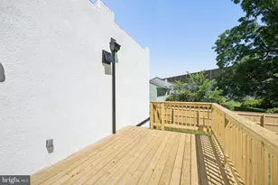 517 Valcour Rd, Baltimore, MD 21228 - Photo 47
