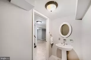 6926 Birdwood Ave, Baltimore, MD 21220 - Photo 17