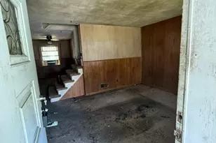 830 Middlesex Rd, Essex, MD 21221 - Photo 9