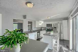 12 Towns Ct, Baltimore, MD 21237 - Photo 9