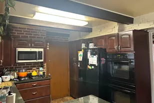 8107 Callo Ln, Baltimore, MD 21237 - Photo 3