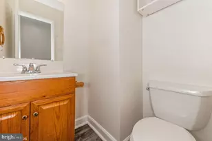 19 Mooring Ct, Essex, MD 21221 - Photo 19