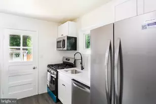 8703 Edgefield Rd, Baltimore, MD 21234 - Photo 9