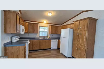 110 Roundup Road, Middle River, MD 21220 - Photo 5