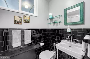 6003 Lakehurst Dr, Baltimore, MD 21210 - Photo 15