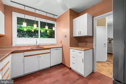 6003 Lakehurst Drive #5, Baltimore, MD 21210 - Photo 7