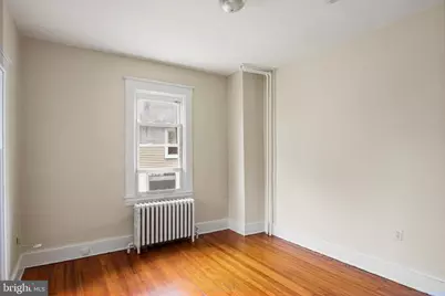 910 Saint Charles Avenue, Baltimore, MD 21229 - Photo 17