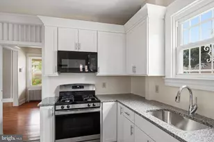 910 St Charles Ave, Baltimore, MD 21229 - Photo 15