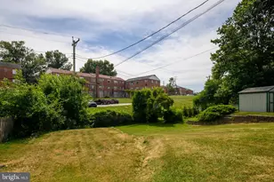 910 St Charles Ave, Baltimore, MD 21229 - Photo 43