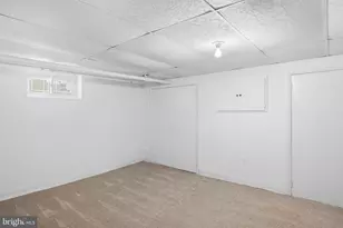 910 St Charles Ave, Baltimore, MD 21229 - Photo 29