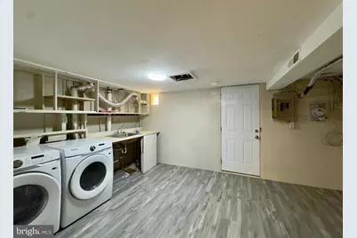 433 Oakwood Road, Baltimore, MD 21222 - Photo 9