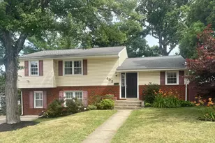 102 Othoridge Rd, Lutherville Timonium, MD 21093 - Photo 1
