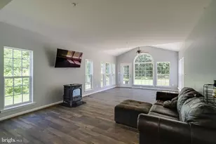 2311 Riverview Rd, Essex, MD 21221 - Photo 17