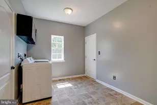 2311 Riverview Rd, Essex, MD 21221 - Photo 39