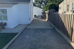 1730 Earhart Rd, Essex, MD 21221 - Photo 5