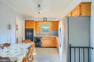 815 Branford Cir, Lutherville Timonium, MD 21093 - Photo 11