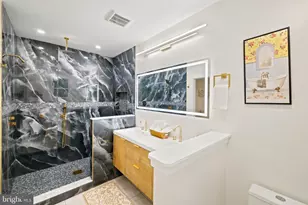 700 Hilton Ave, Baltimore, MD 21228 - Photo 17